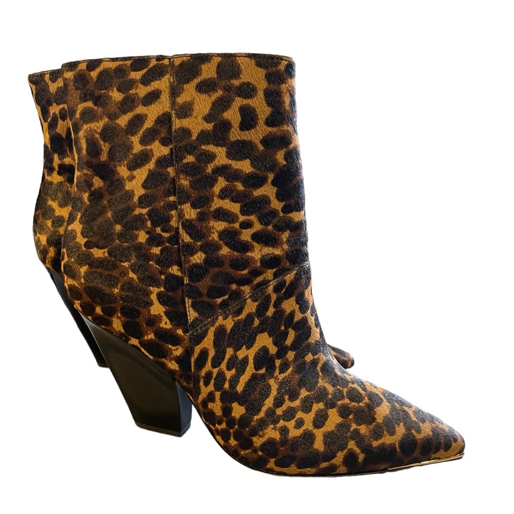 Tory Burch Zip Up Ankle Bootie 7.5